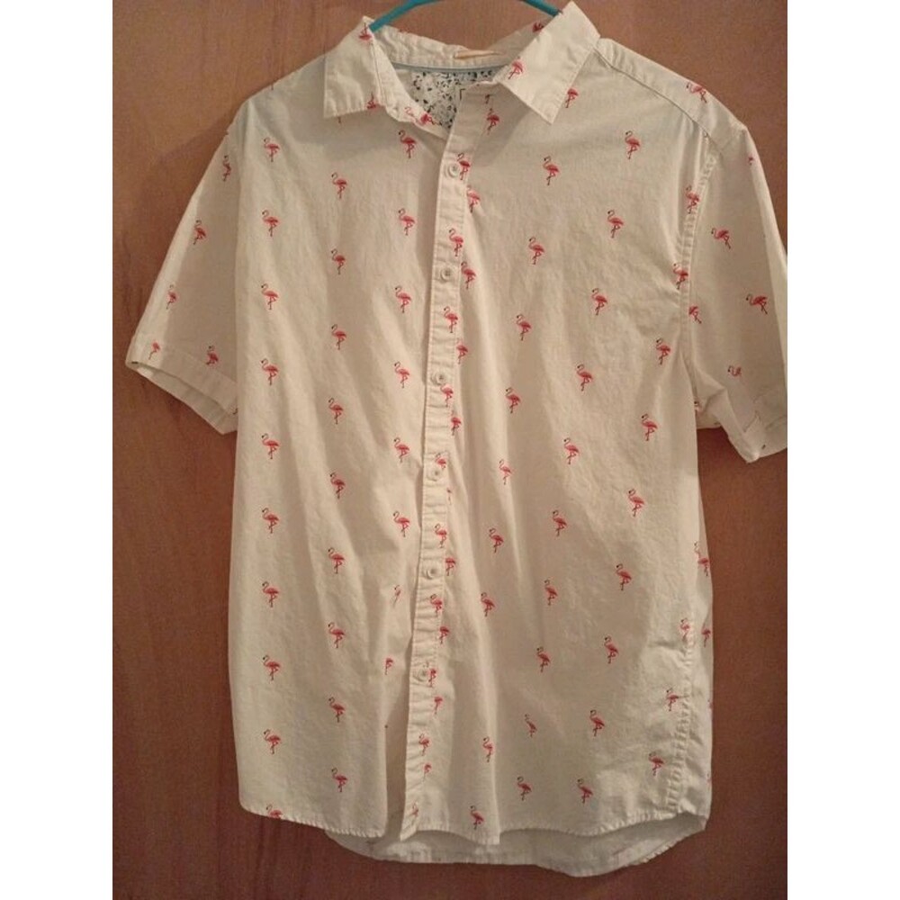Men's size L Denim and Flower by Ricky Singh white button up shirt w/ flamingos